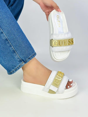 Sandalia Guess